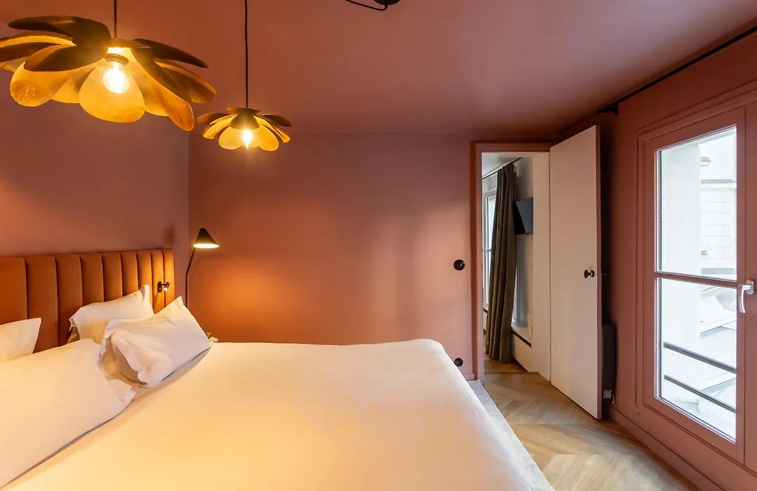 Habitat Parisien - Louvre Rivoli-1