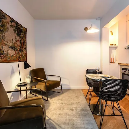 Habitat Parisien - Louvre Rivoli-2